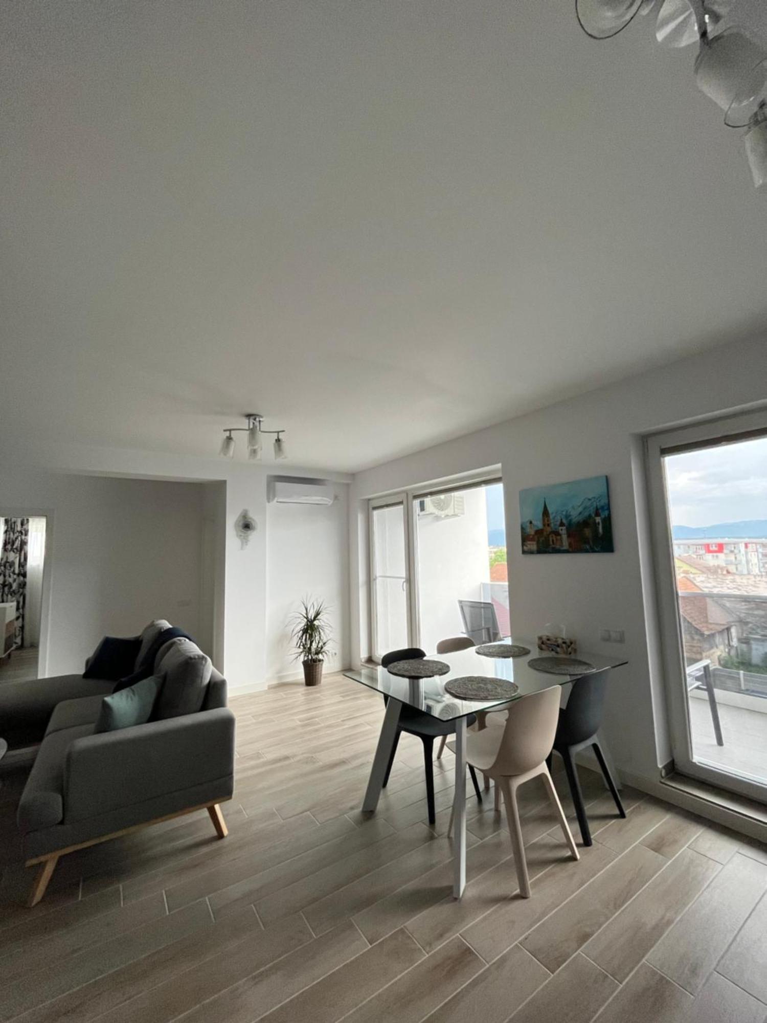 Azzurro Apartment Hermannstadt Exterior foto